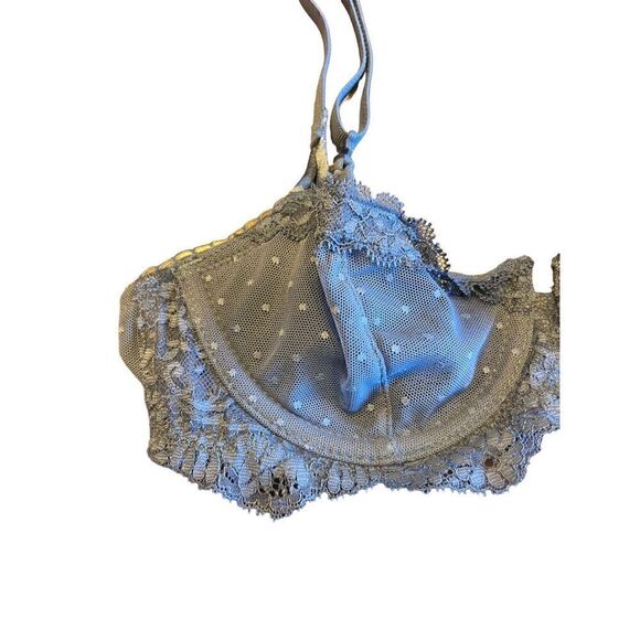 Victorias Secrets 32B periwinkle push-up without padding lace bra - Picture 2 of 4